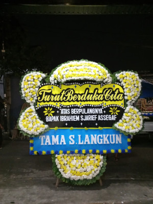 Papan Bunga Duka di Cikarae Thoyyibah