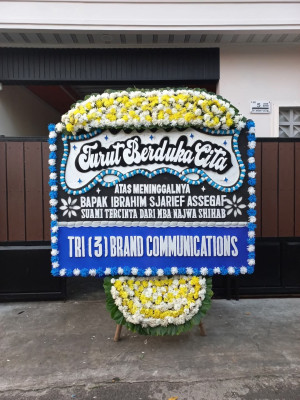 Papan Bunga Duka di Cikarae Thoyyibah